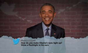 أوباما يقرأ تغريدات تسخر منه بشكل لاذع .. فيديو