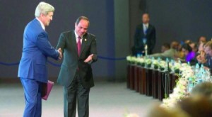 بالفيديـــو ... أكثر المواقـــف إحراجـــاً في مؤتمر شرم الشيخ