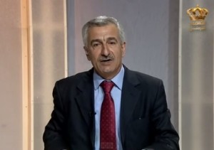 الفيديو الذي أجبر الإعلامي "الطوالبة" لتقديم إستقالته على الهواء مباشرة.. "لا ينصح بمشاهدته أمام الأطفال" !!!