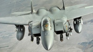 القوات الأميركية أنقذت طيارين سعوديين قفزا من طائرتهما الحربية فوق البحر