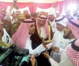 بالفيديو...مشادة كلامية مع مواطن تطيح بوزير الصحة السعودي