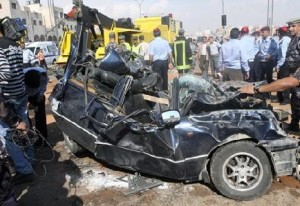 وفاة 3 من عائلة واحدة إثر حادث تصادم بين مركبة خصوصية وشاحنة في الجيزة