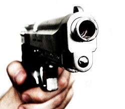 قتل زوجته بداعي "الشرف" .. لكن ذوي المغدورة نجوه من المشنقة بإسقاط الحق الشخصي