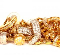 ‫"عريس"‬‫‬ يضرب "والد ‫‏العروس"‬ ضرباً مبرحاً داخل محل مجوهرات في عمّان..والسبب؟!!