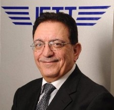 جائزة رجل السياحة 2015 لمدير عام شركة جت "مالك حداد"