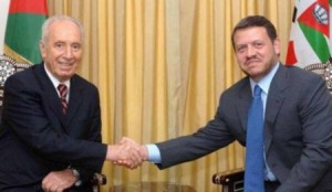 بيريز يشكر الملك على جهوده في إحلال السلام