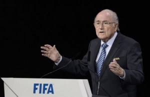 فضائح الفيفا: بلاتر نام والولاية الخامسة في جعبته… لكنه استيقظ على زلزال