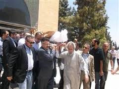 بالصور... تشييع جثمان الفنان محمد القباني