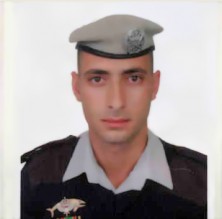 ترفيع الغطاس "أحمد الطيب" الذي توفي أثناء محاولته إنقاذ مواطنين آخرين من رتبة رقيب إلى رتبة وكيل