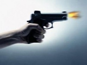 خمسيني يقتل زوجته الخمسينية رمياً بالرصاص في ناعور