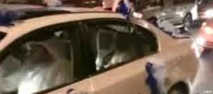 تحطيم باص ومركبة اثر مشاجرة في الزرقاء