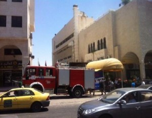 3 إصابات بحريق في "جبري"