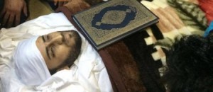 بالصور...وصول جثمان الشهيد الحوراني إلى مسجد العمري في الرمثا