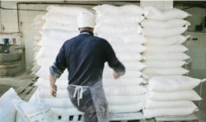 "الصناعة": تخفيض مخصصات المخابز من الطحين المدعوم في رمضان اعتيادي