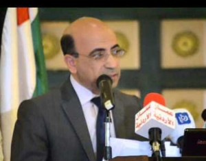 أمين عام وزارة العمل يتعرض للتهجم والشتم والتهديد