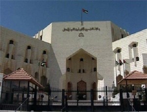 الاشغال الشاقة لقاتل شقيقته خنقا ودعسا بالاقدام في الزرقاء