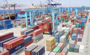 تجار وصناعيون: "ميناء الحاويات" مستهترة ولا بد من محاسبتها