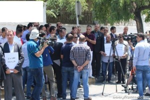 صحفيون يعتصمون أمام امن الدولة(صور)