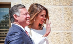 الملك والملكة يهنئان الأردنيين بعيد الفطر