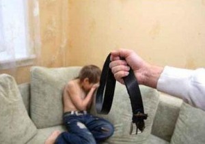 تفاصيل جديدة حول قضية " طفلة العامين " التي عذبها والدها حتى الموت في عمان