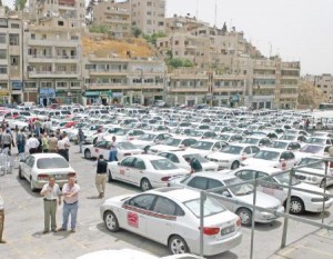 تصاريح لـ 120 سيارة عاملة على خط عمان - الشام.. للعمل في العاصمة