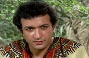 23 معلومة لا تعرفها عن نور الشريف .. اسمه الحقيقي، وبدايته مع نادي الزمالك، وإدمانه للحبوب المخدرة!