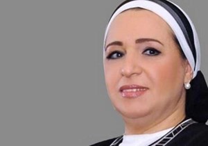 ..سيدة مصر الأولى تتحدث لأول مرة عن علاقة الرئيس عبدالفتاح السيسي بوالدته