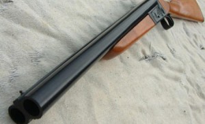 عمان .. إصابة طفل بـ"رصاصة عرس" والقبض على الجاني وتوقيف العريس ووالده عقوبة لهما