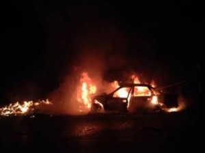 بالصور .. إحتراق مركبة بالمدينة الصناعية في إربد دون معرفة الاسباب !!