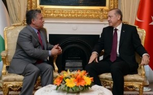 إشارات «تقارب» بين أردوغان والقصر الملكي بعد تحولات في ملف تنظيم «الدولة»