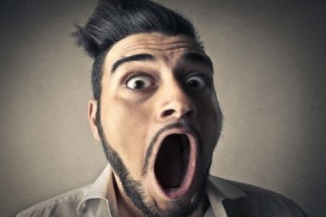 مفاجأة تصدم ابناء متوفي خلال محاولتهم بيع اثاث والدهم لسد الديون في عمان!!