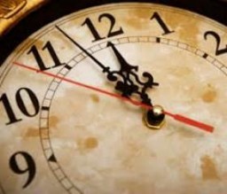 متى يبدأ العمل بالتوقيت الشتوي ؟