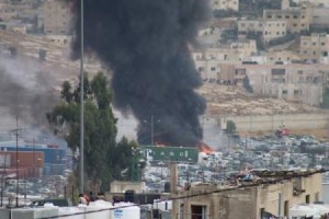 الحكومة تعلن عن تشكيل لجنة تحقيق في الانفجار الذي وقع بجمرك عمان