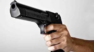 مواطن يطلق النار على زوجته ووالدتها وشقيقتها في جرش!!