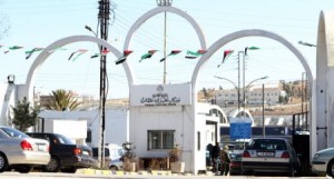 سلاح الهندسة يتلف 7 حاويات ألعاب نارية من جمرك عمان