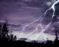 العواصف الرعدية القوية تُميّز الحالة الجوية المرتقبة الإثنين والثلاثاء