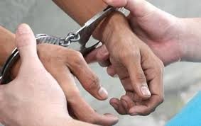 الانتربول الأردني تسلّم 3 مطلوبين اردنيين من السعودية بقضايا تزوير و احتيال