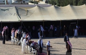 صلح بين الحويطات والمعانية .. الدولة تتكفل بــ130 الف دينار كدية لاثنين قتلى .. و 50 الف عن الطالب الشاعر