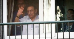 مقربون من مبارك يكشفون حقيقة تدهور حالته الصحية