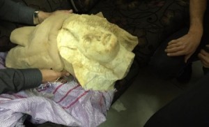 بالصور...احباط أكبر عملية تهريب اثار ودفائن وعملات معدنية اثرية بالعقبة