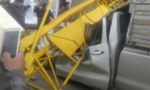 بالصور...اصابة مواطن اثر سقوط رافعة في البيادر...والأمن :الاصابة "عصبية"