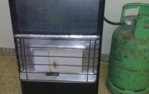 احتفلا بزفافهما ليلة امس .. عروسان يقضيان اختناقاً بصوبة غاز في المفرق