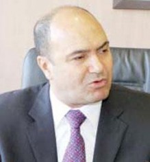 الخزاعلة رئيساً لـ الاتحاد العربي للتأمين