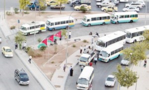رفع أجور النقل بين الجامعة الأردنية والزرقاء 22 %