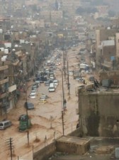 الأمطار تداهم 20 منزلاً