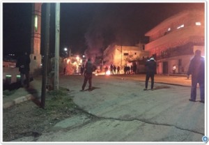 بالفيديو والصور.... اصابة 7 اشخاص على خلفية مشاجرة استخدمت فيها الادوات الحاده والحجارة في بلدة حلاوة