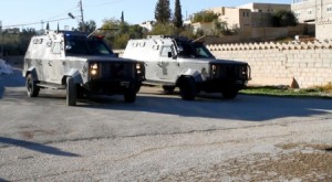 إحراق ثلاثة منازل على خلفية مقتل شخصين بمشاجرة عشائرية في الكرك