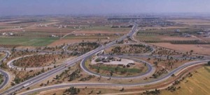 القاضي : الانفجارات داخل سوريا وليست باراضينا .. ولا صحة لسقوط قذائف على الرمثا