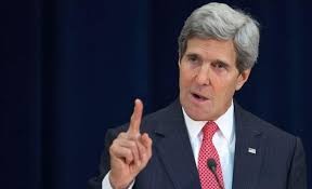 كيري: دمشق وموسكو تسعيان للحل عسكري في سورية