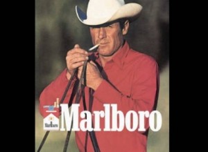 بالصورة .. شاهد ماذا حلَّ برجل إعلان سجائر "المارلبورو" الشهير!